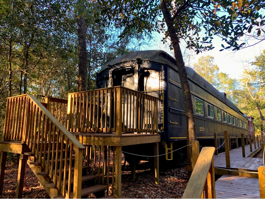 nashville train cabin rental