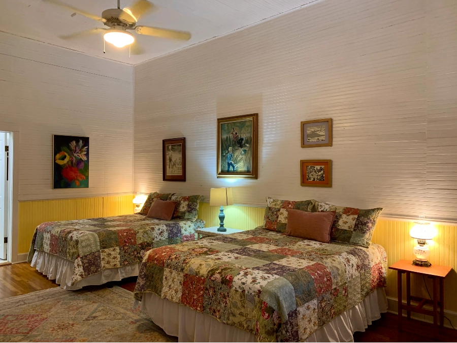 schoolhouse inn room rental